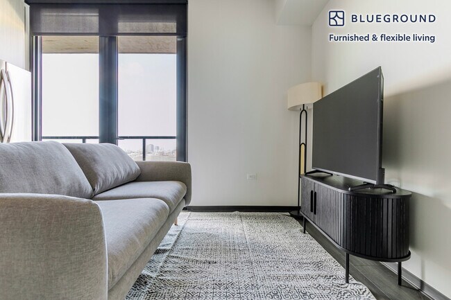 Building Photo - 1454 W Randolph St