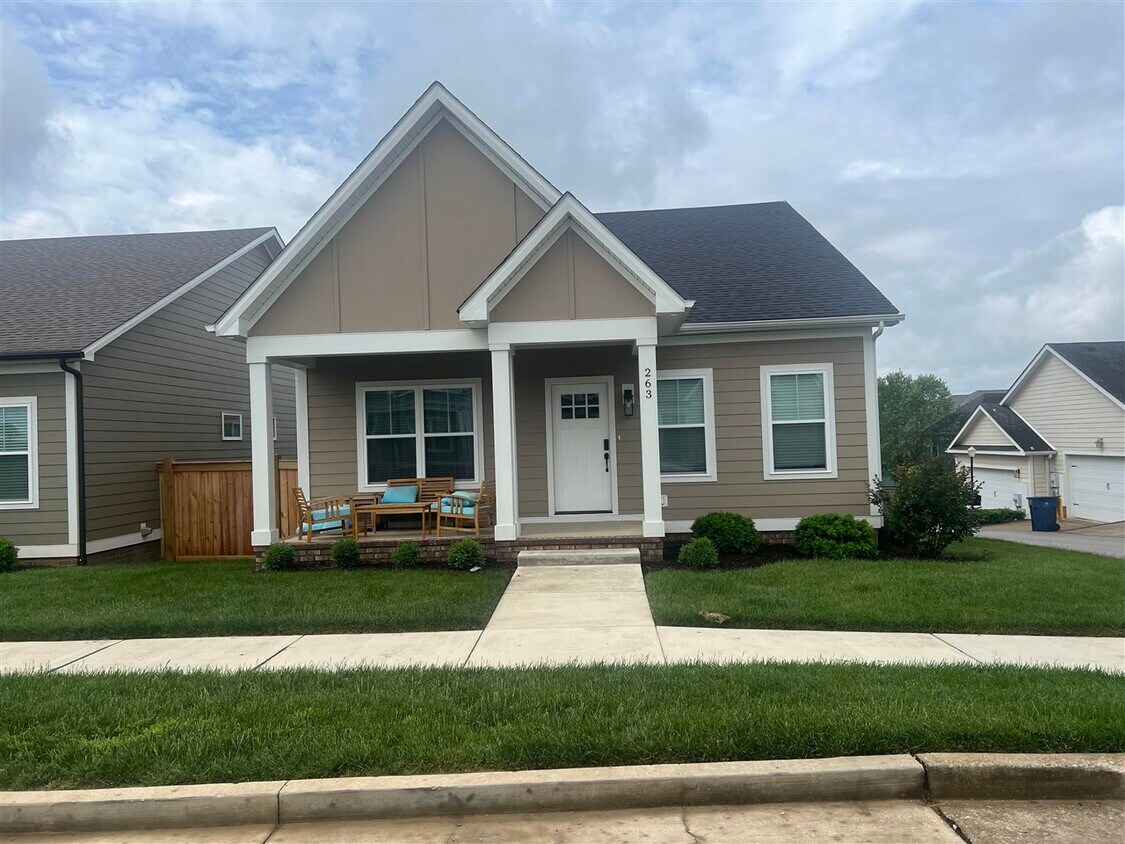 Foto principal - 263 Townsend Way