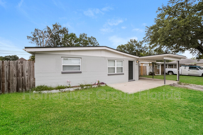 Building Photo - 9497 Starkey Rd
