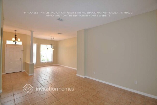 Foto del edificio - 726 Lakeworth Cir