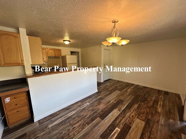 Building Photo - Cute Duplex in Kittredge!!