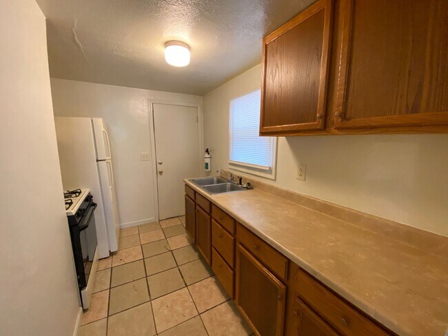 Building Photo - (NEW) 152 Maywood Avenue