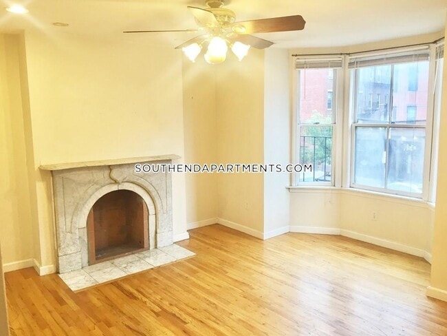 Building Photo - 583 Tremont St