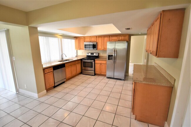 Building Photo - 2231 SW 67th Way