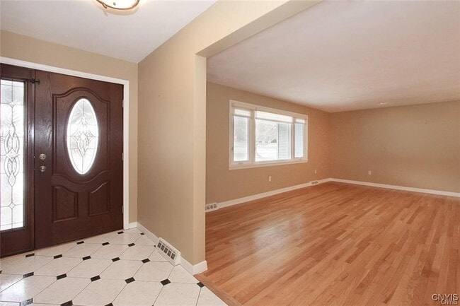 Building Photo - 101 Britain Rd