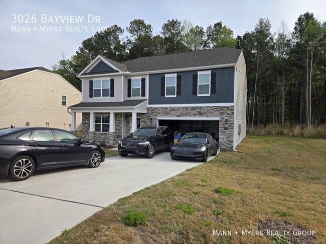 Building Photo - 3026 Bayview Dr