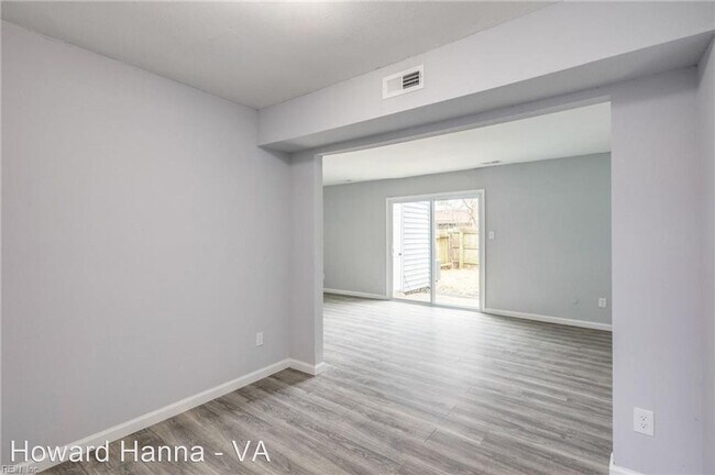 Foto del edificio - 3 br, 1.5 bath House - 6028 Margate Avenue
