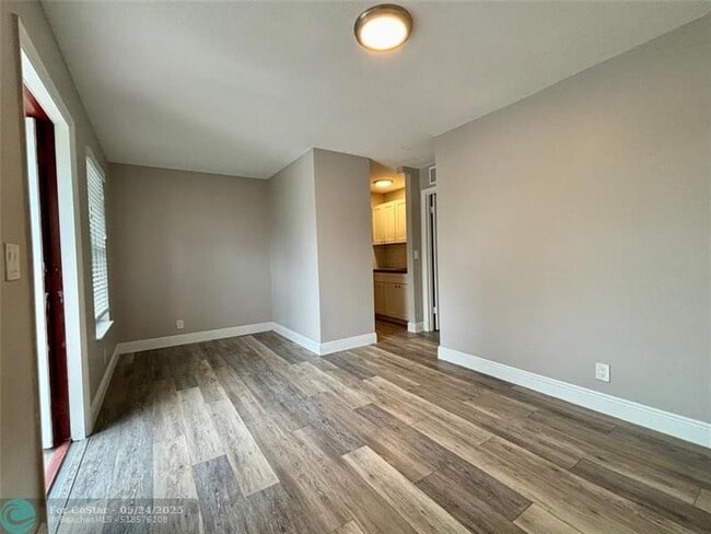 Building Photo - 505 N J St