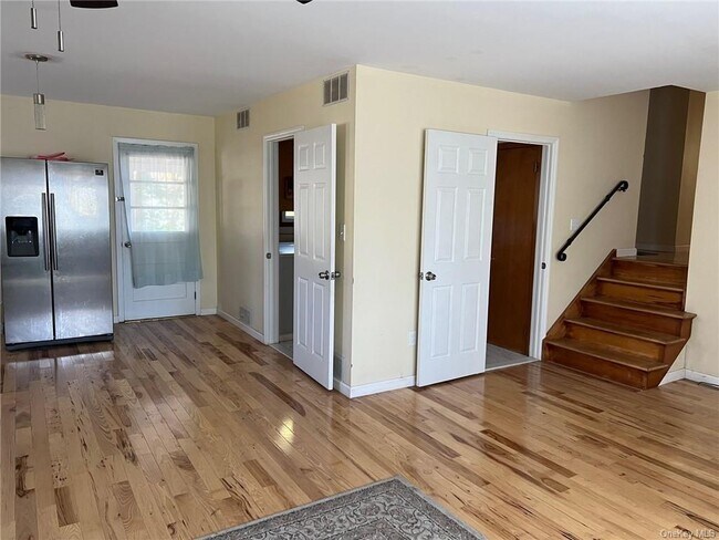 Foto del edificio - 18 Winthrop Ave