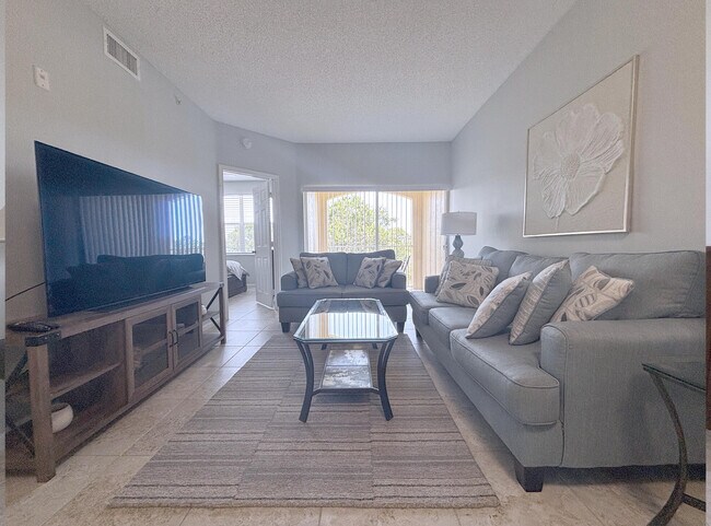 Building Photo - 2080 Greenview Shores Blvd