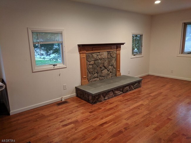 Foto del edificio - 113 Ridgedale Ave