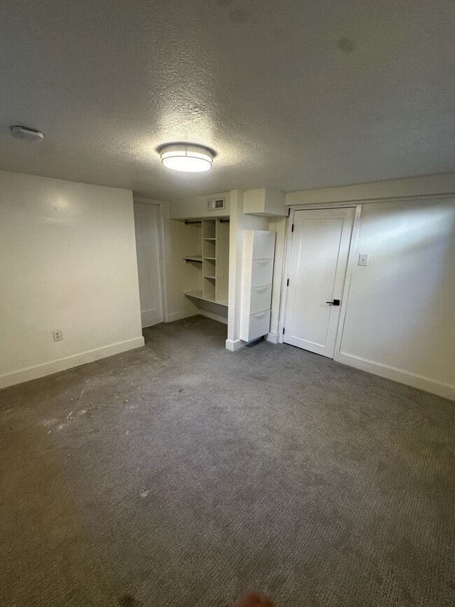 Foto del edificio - Beautiful 4 Bedroom Home in Millcreek Available Now!