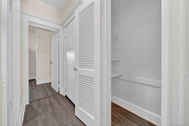 Foto del edificio - 74 Oak St