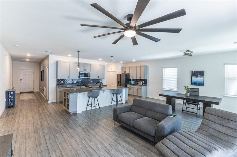 Foto principal - 24411 NW 23rd Ln