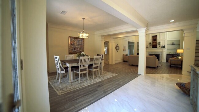 Foto del edificio - 3406 Kingsway Ct