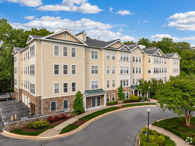 Lakeland Ridge Condominiums