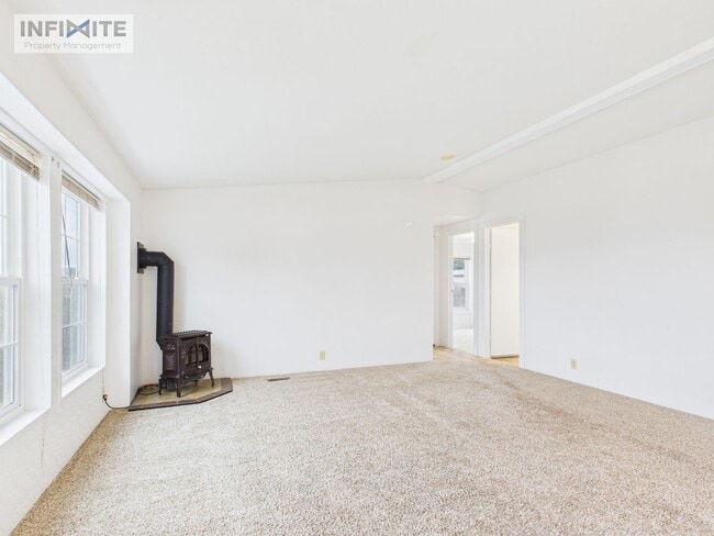 Foto del edificio - Peaceful Country Living – 3 Bed / 2 Bath Home