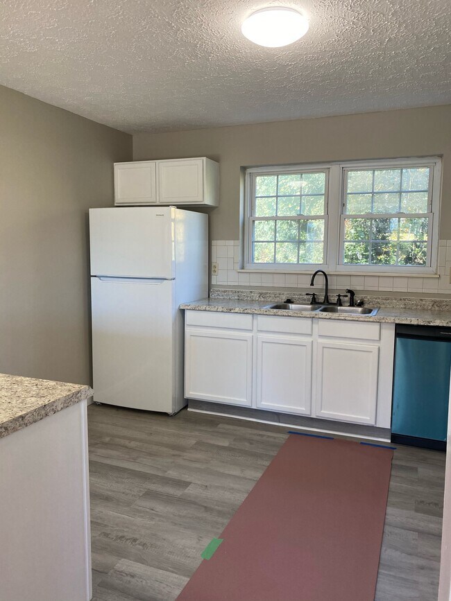 Cocina 2 - 2523 Cedar Ln