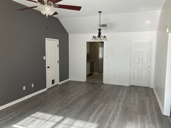 Foto del edificio - 108 Peyton Cove