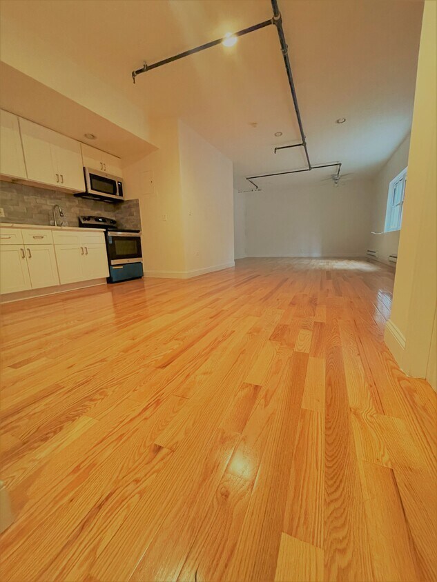 New Kitchen - 250 3rd Ave