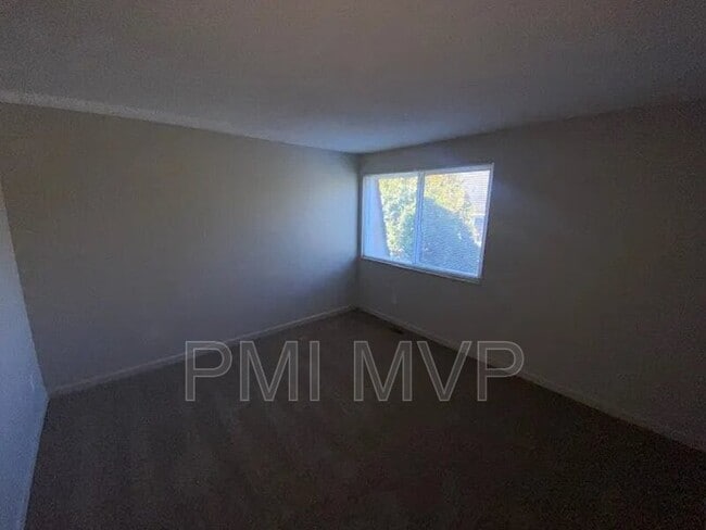 Building Photo - 7274 Broadwyn Dr