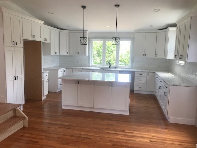 Kitchen - 46 Lawrence St