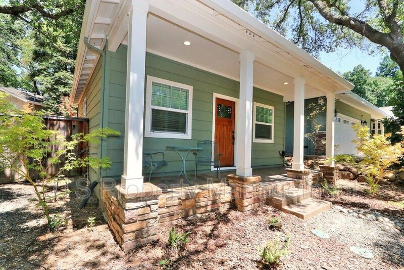 Foto principal - 4250 Natoma Ave