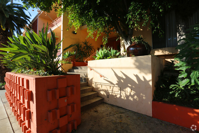 Building Photo - Larrabee Apartments