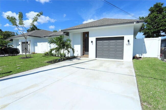 Foto del edificio - 1037 W Lakewood Rd