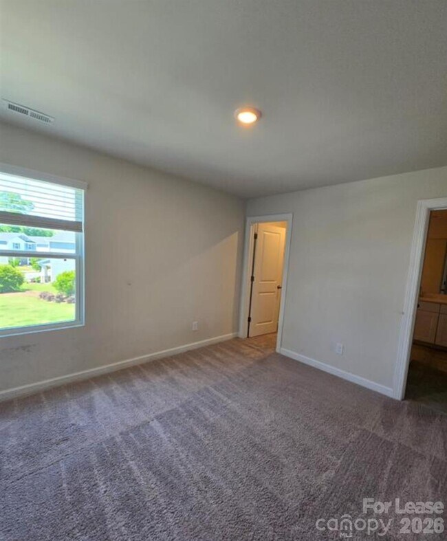 Foto del edificio - 433 Cranford Dr