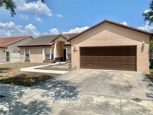 Building Photo - 19303 NW 87th Ct Cir