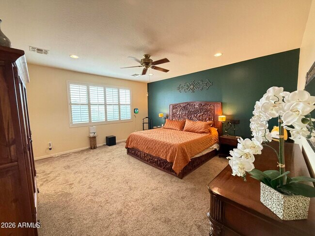Foto del edificio - 2245 W Clearview Trail
