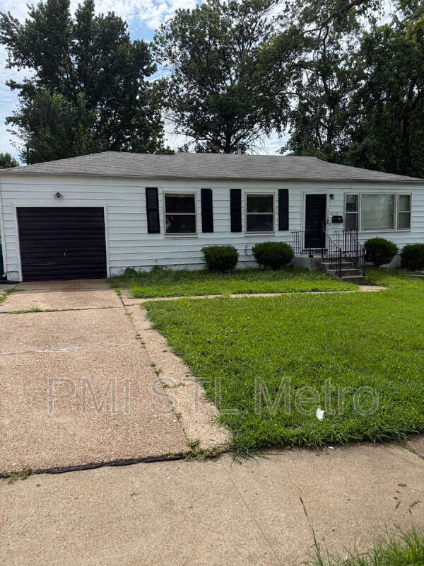 Photo - 10235 Cabot Dr