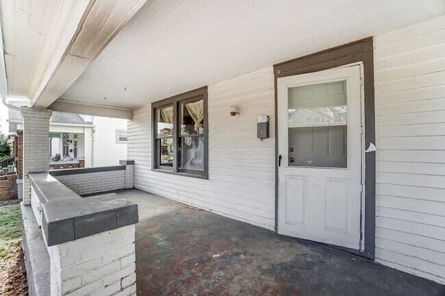 Foto del edificio - Three Bedroom Home for Lease in Dayton!