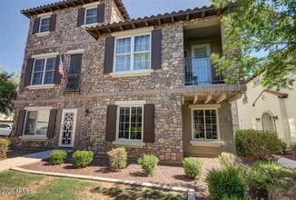 Building Photo - 3648 E Edna Dr