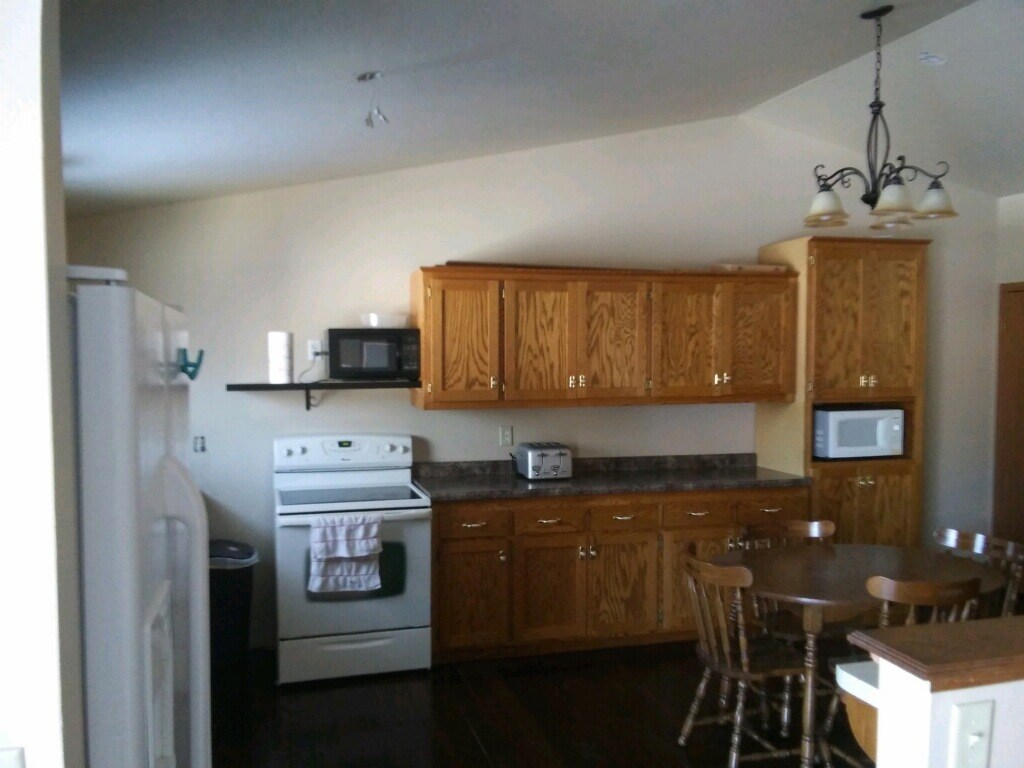 614 Reid St, De Pere, WI 54115 Condo for Rent in De Pere, WI