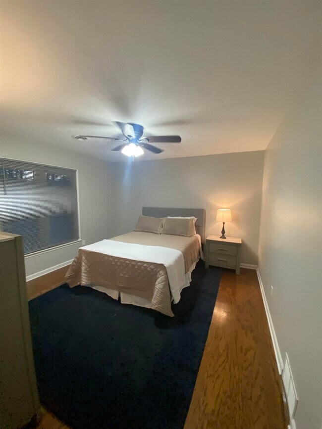 Building Photo - 8570 Sycamore Trail Dr