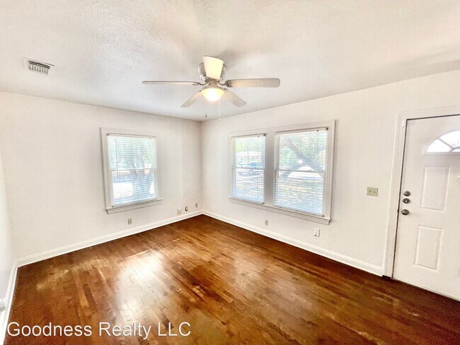 Foto del edificio - 3 br, 2 bath House - 4415 Merle Drive