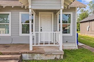 Building Photo - 1810 Windsor Ave