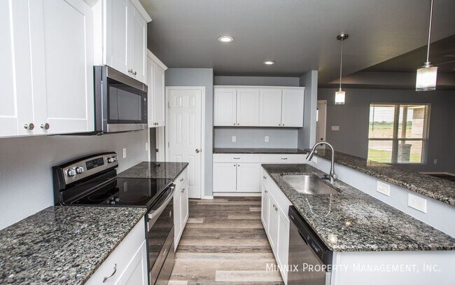 Foto del edificio - 8416 11th St