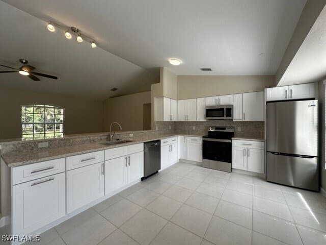 Foto del edificio - 681 19th St SW