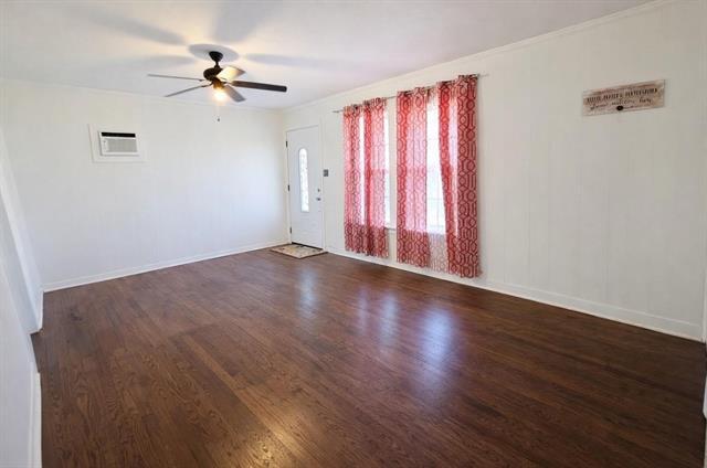 Foto del edificio - 1716 N Ridgewood Dr