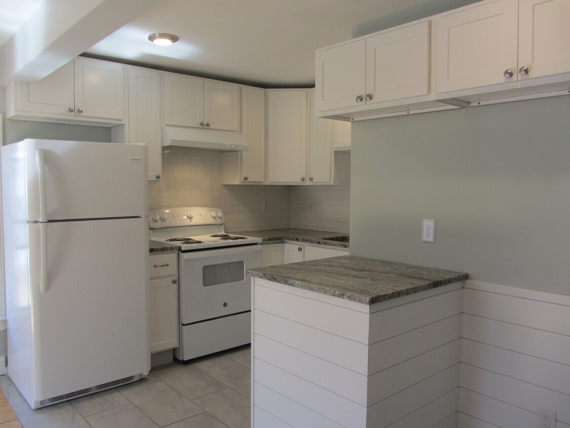 Foto principal - 59 Western Ave