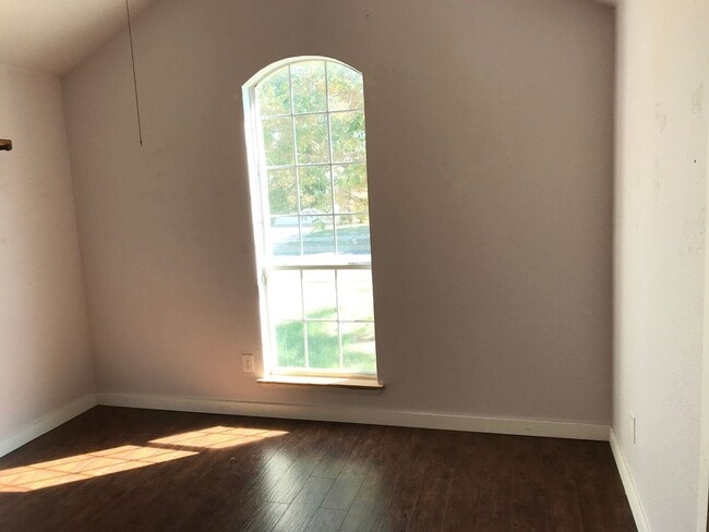 Building Photo - 3 br, 2 bath House - 16225 Everglade Lane
