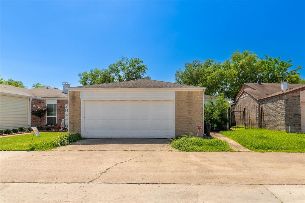 Primary Photo - 12412 Newbrook Dr