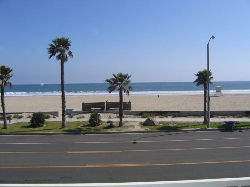 Primary Photo - 368 E Surfside Dr