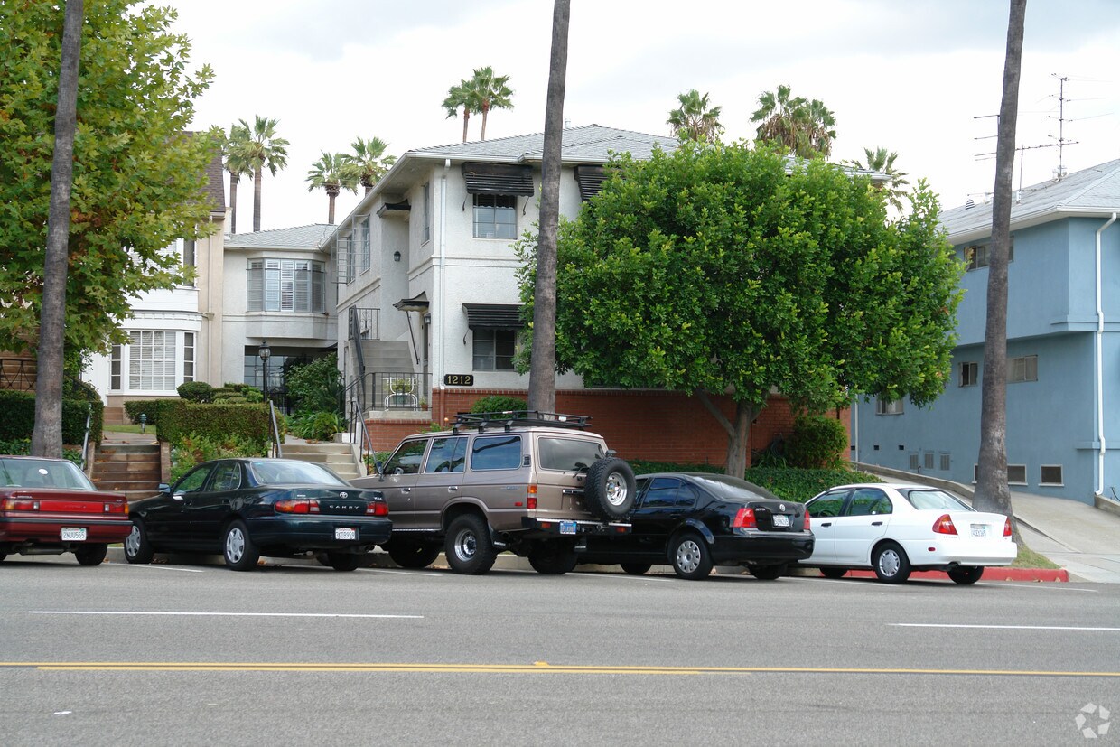 Primary Photo - 1212 N Brand Blvd