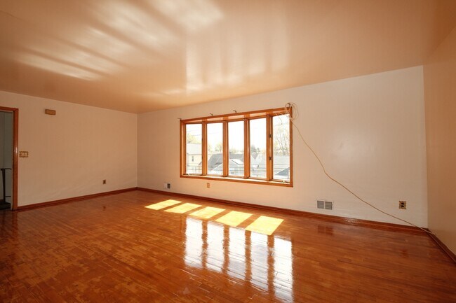 Foto del edificio - 1137 Dill Ave