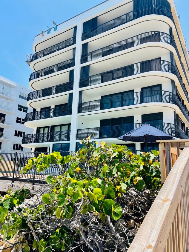 Foto principal - 4000 S Ocean Blvd