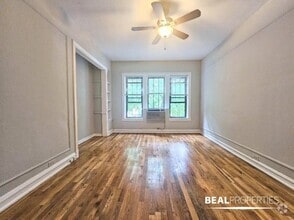 Building Photo - 837 W Wolfram St